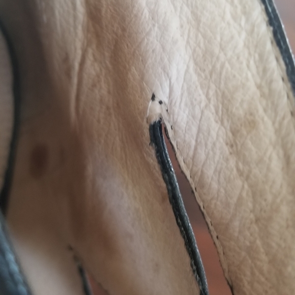 LOUISE ET CIE "Sarmienta" Black Leather Pointy Toe Booties - Size 6 - Picture 10 of 12